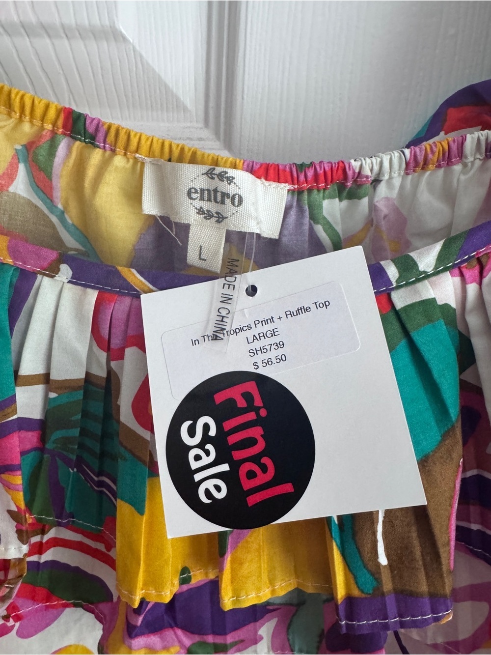 Entro In The Tropics Floral Ruffle Top Size L NWT - Picture 3 of 11